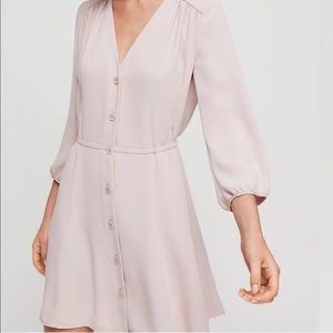 Aritzia soft pink dress. Never worn. Medium.